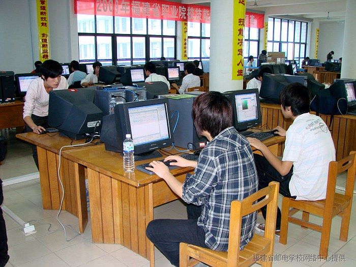 園區(qū)網(wǎng)互聯(lián)及網(wǎng)站建設(shè)